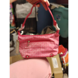 #132 pink g logo shoulderbag